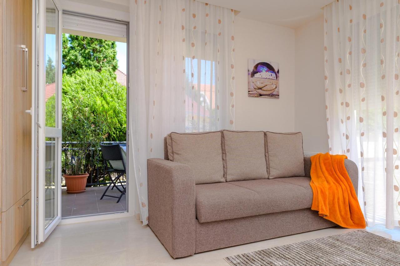 Bella Apartments No1 Hajdúszoboszló 外观 照片